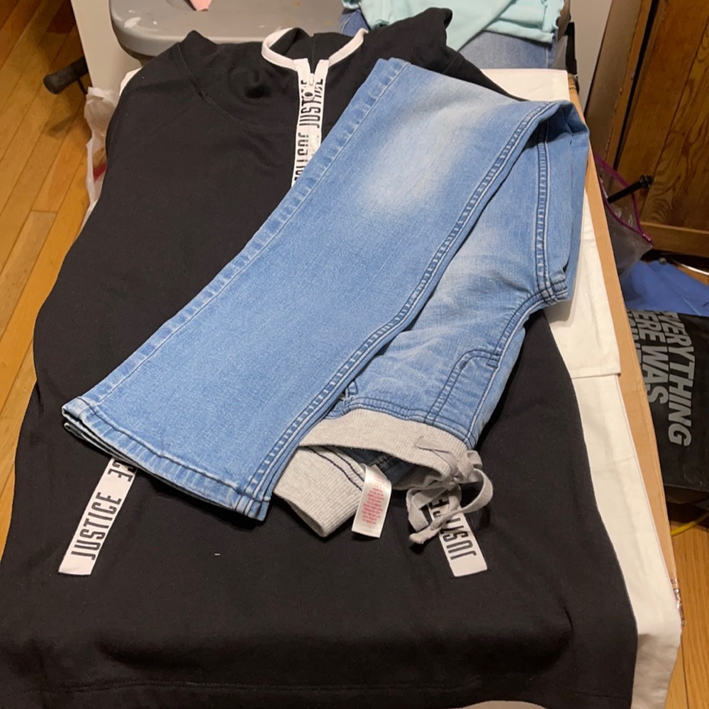 Justice outfit